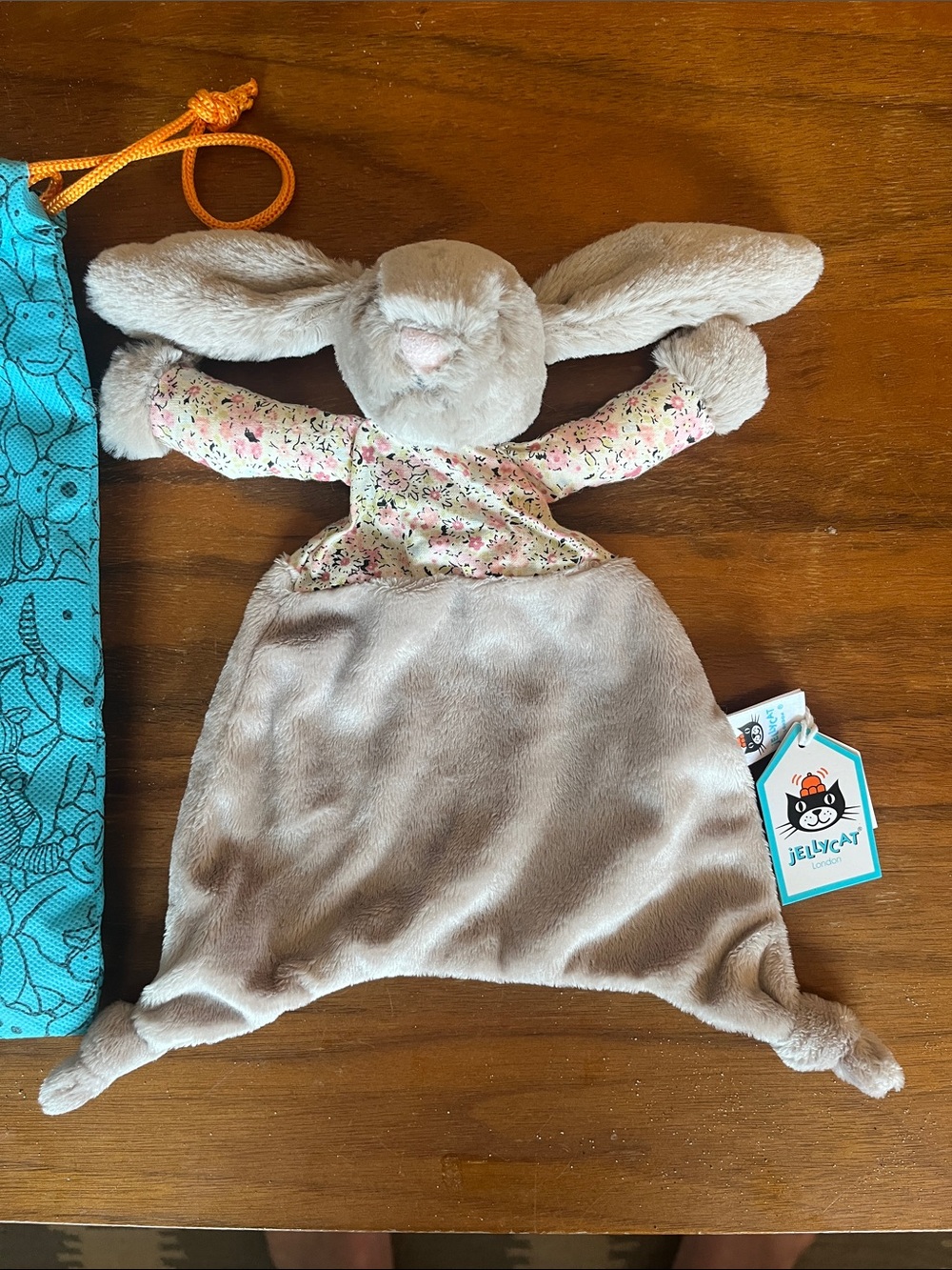 Jellycat - Blossom Bea Beige Bunny Comforter